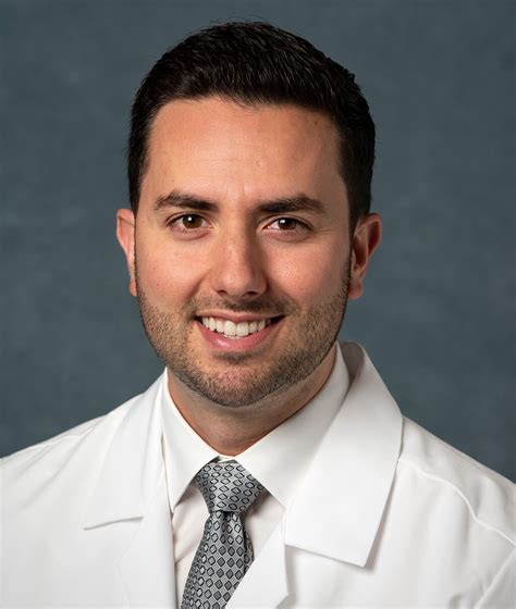 hip replacement surgery greenwich|Rajaee MD .